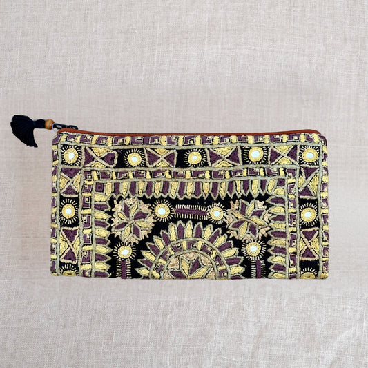Ahir Floral Leaf Embroidered Pouch – A Unique Clutch & Organiser