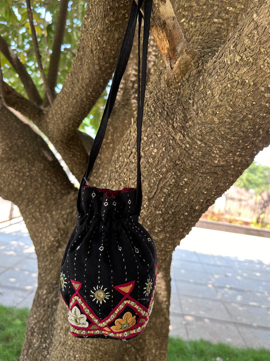 Hand Embroidered Potli (Small)
