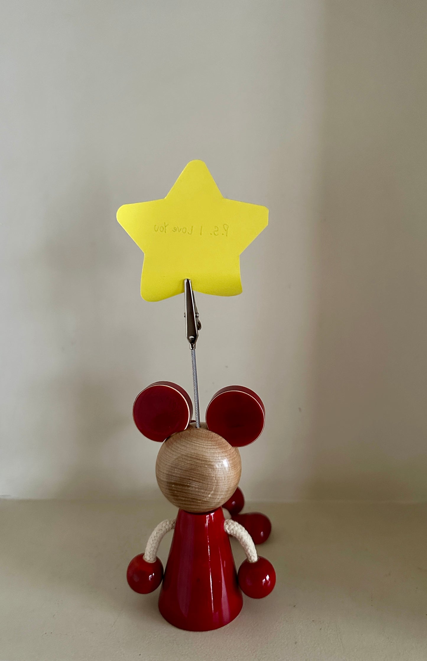 Chippy the Mouse – Handcrafted Note Holder
