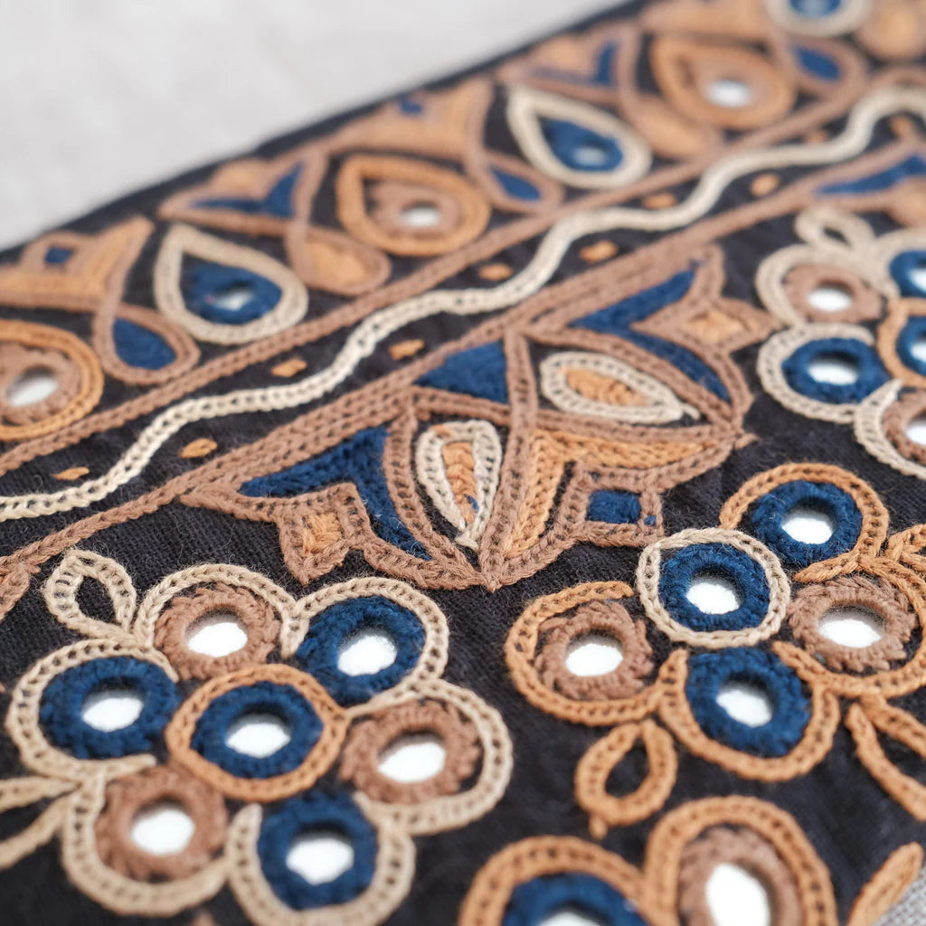 Ahir Floral Leaf Embroidered Pouch – A Unique Clutch & Organiser